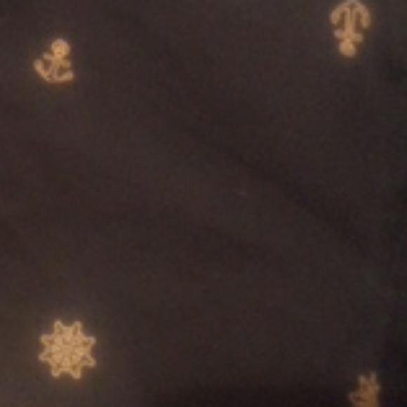 Shorts - Picture 3 of 5